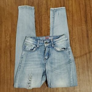 𝅺fit Me jeans size 1/2, 24 around waist, 8 in rise, 27 long